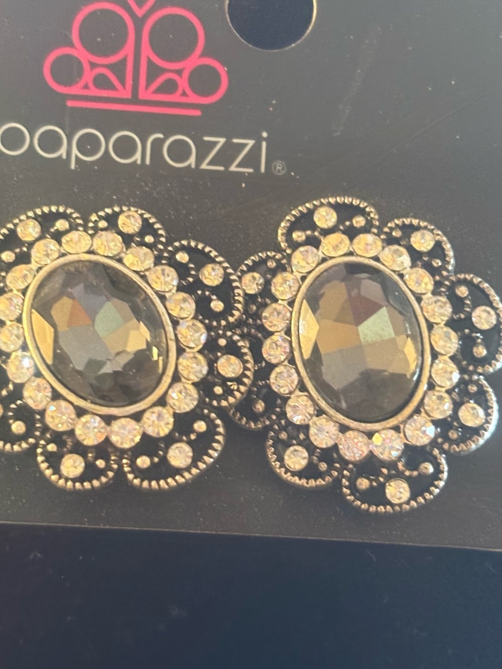 paparazzi silver and Black Faceted Oval Floral Halo clasp back Earrings